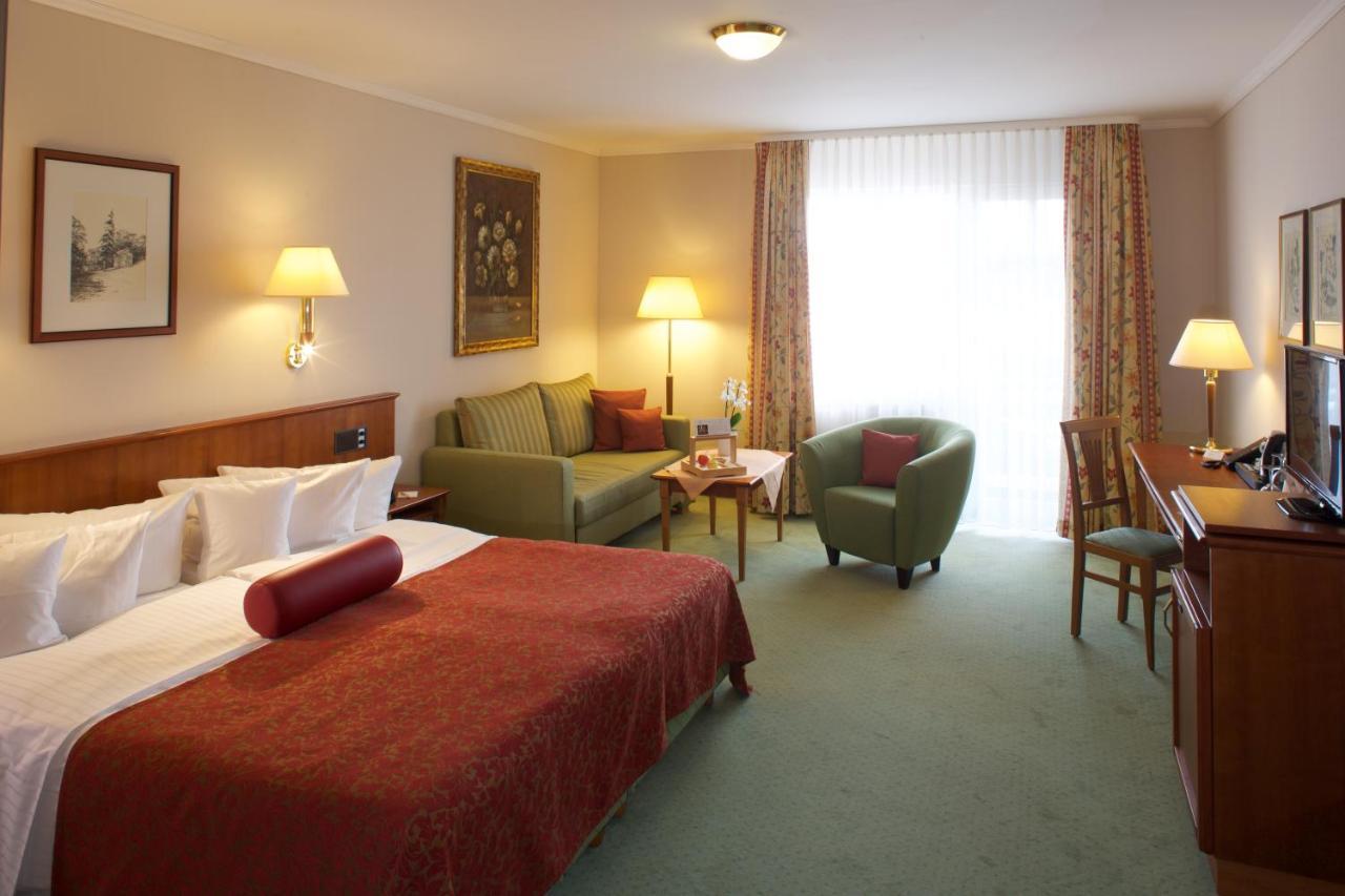 Ringhotel Hotel Zum Stein Oranienbaum-Woerlitz Esterno foto