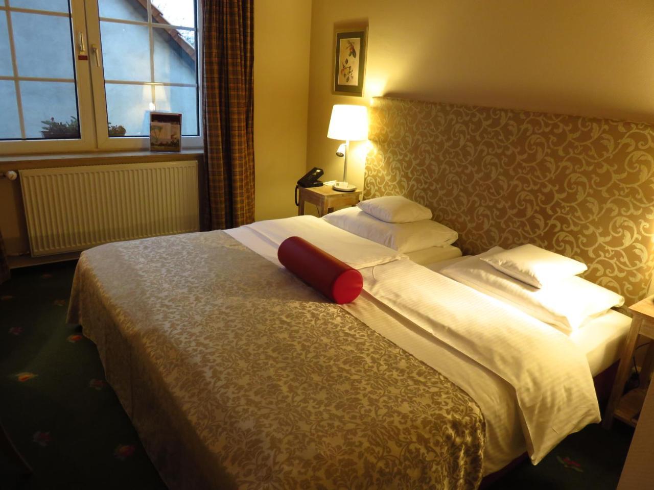 Ringhotel Hotel Zum Stein Oranienbaum-Woerlitz Esterno foto